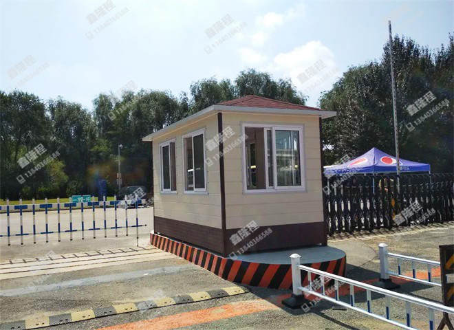 编号E207(图1)