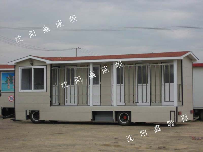 1-20010615311R61.jpg