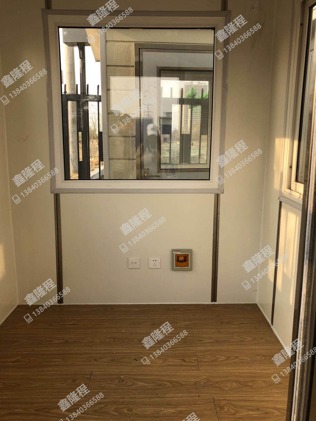1-2004220R116211.jpg